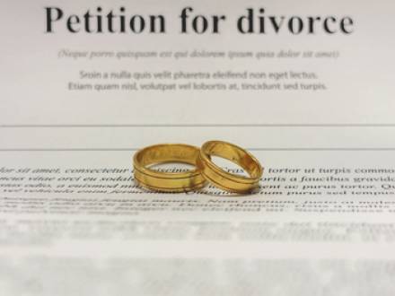 MD divorce lawyer